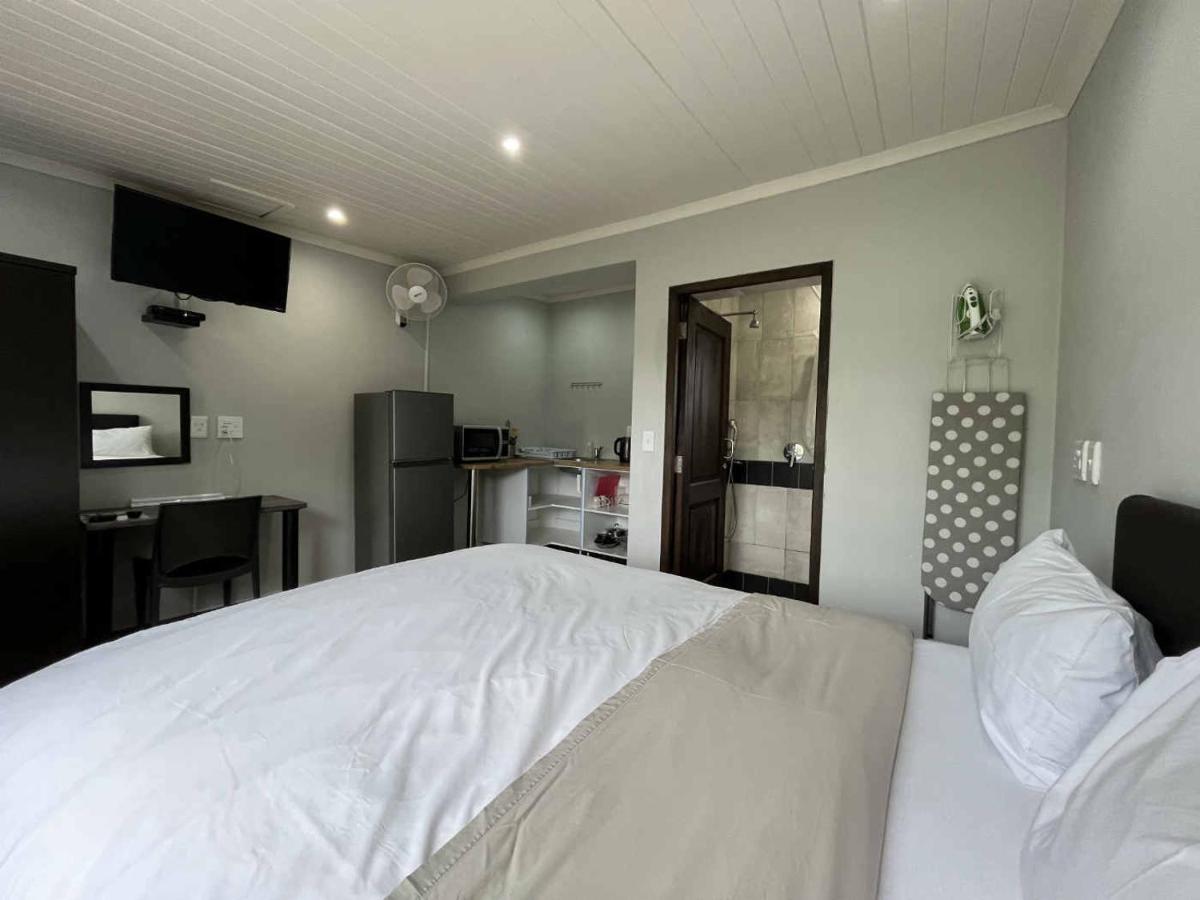 Halleria Self Catering White River Exterior foto